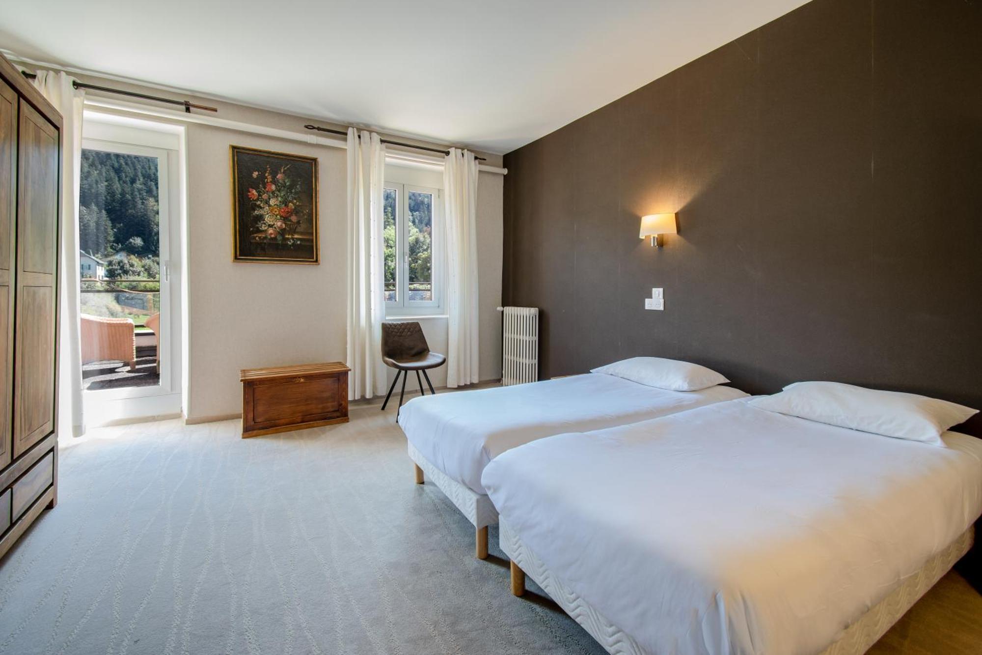 Hotel-Restaurant Le Lac Malbuisson Eksteriør billede