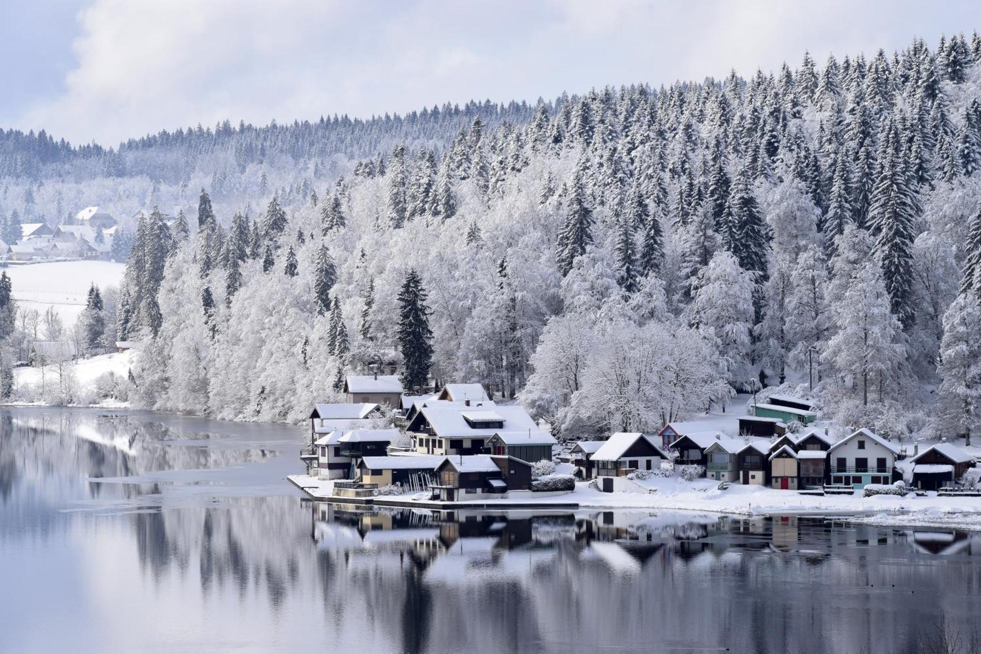 Hotel-Restaurant Le Lac Malbuisson Eksteriør billede