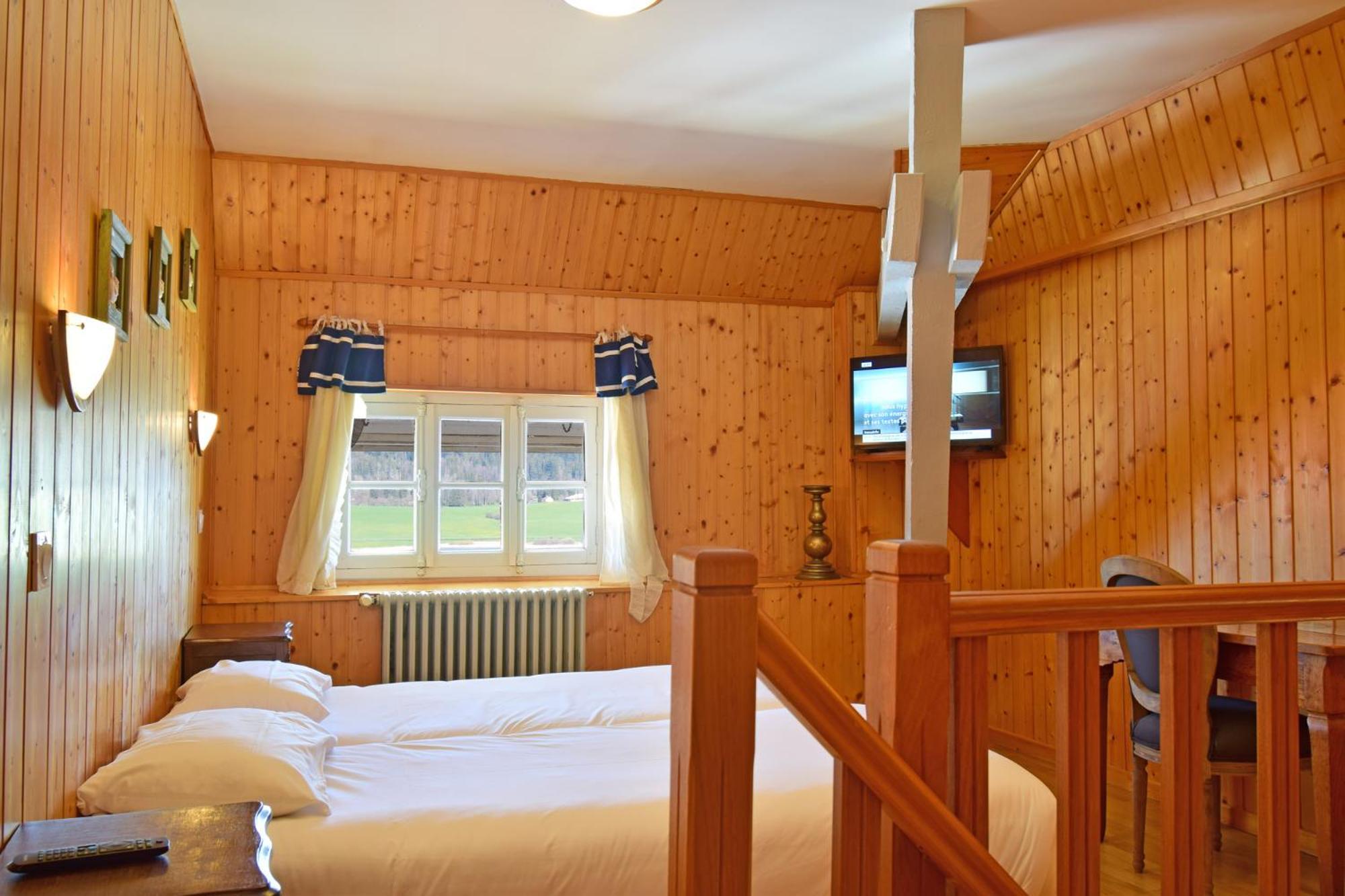 Hotel-Restaurant Le Lac Malbuisson Eksteriør billede