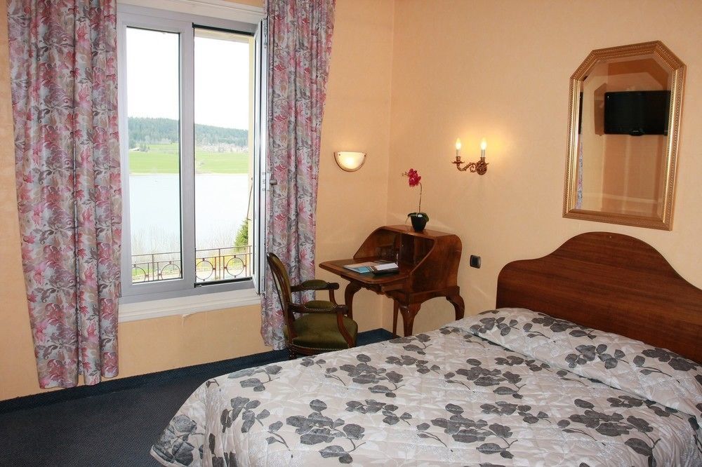 Hotel-Restaurant Le Lac Malbuisson Eksteriør billede